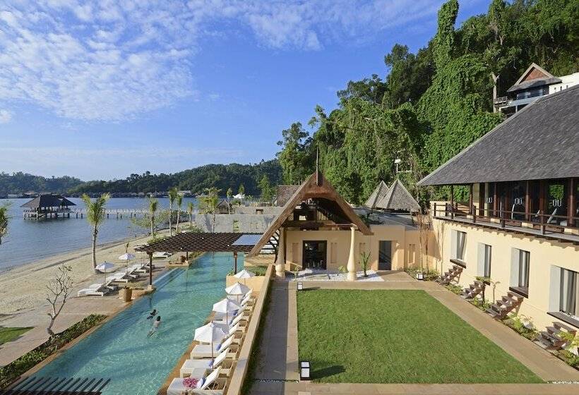 בית מלון כפרי Gaya Island Resort