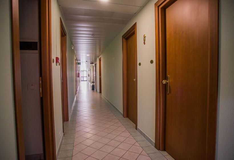 Отель Gli Ulivi