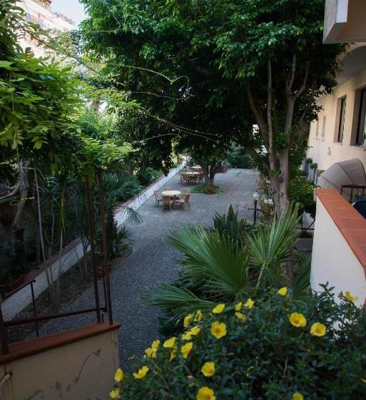 Отель Gli Ulivi