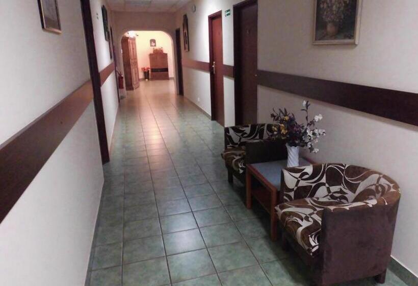 ホテル Gościniec Nad Zalewem Sosina