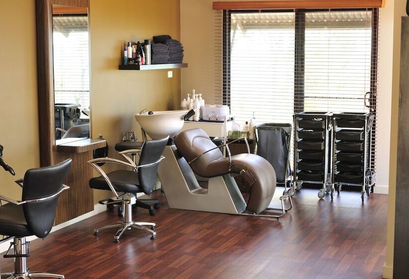 בית מלון כפרי Groote Eylandt Lodge