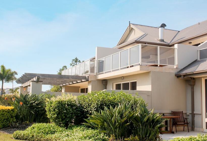 בית מלון כפרי Harrington River Lodge