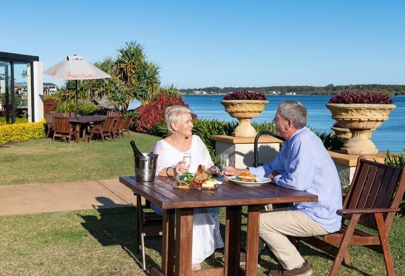 בית מלון כפרי Harrington River Lodge