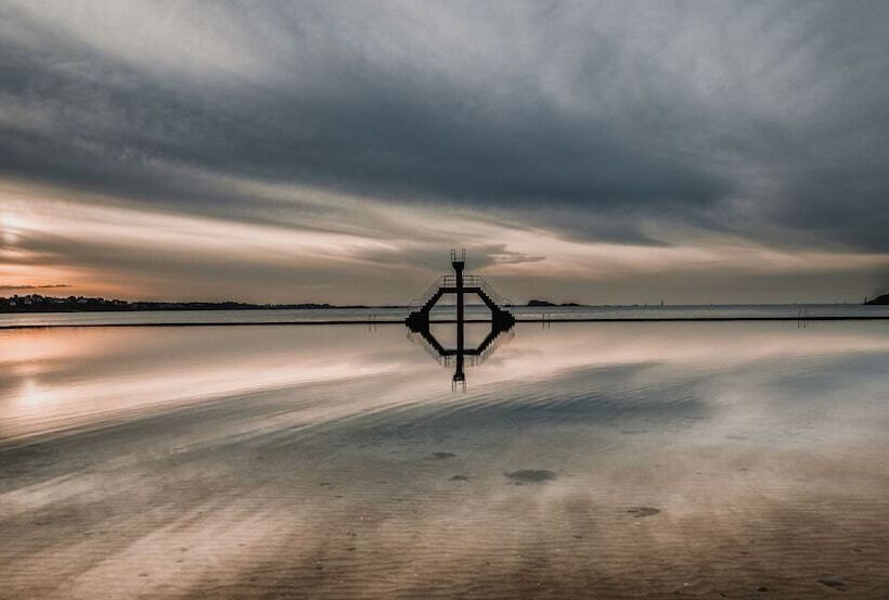 ホテル Hôtel Bristol Union Intra Muros