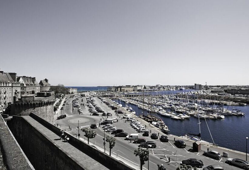 ホテル Ibis Styles Saint Malo Centre Historique