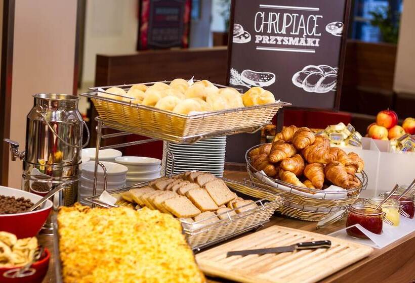 호텔 Ibis Warszawa Reduta