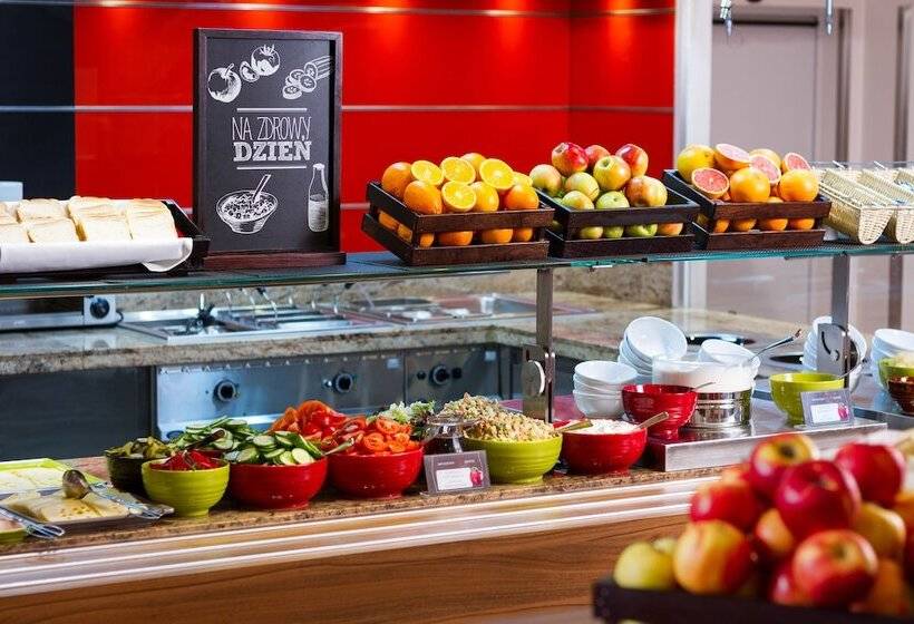 호텔 Ibis Warszawa Reduta