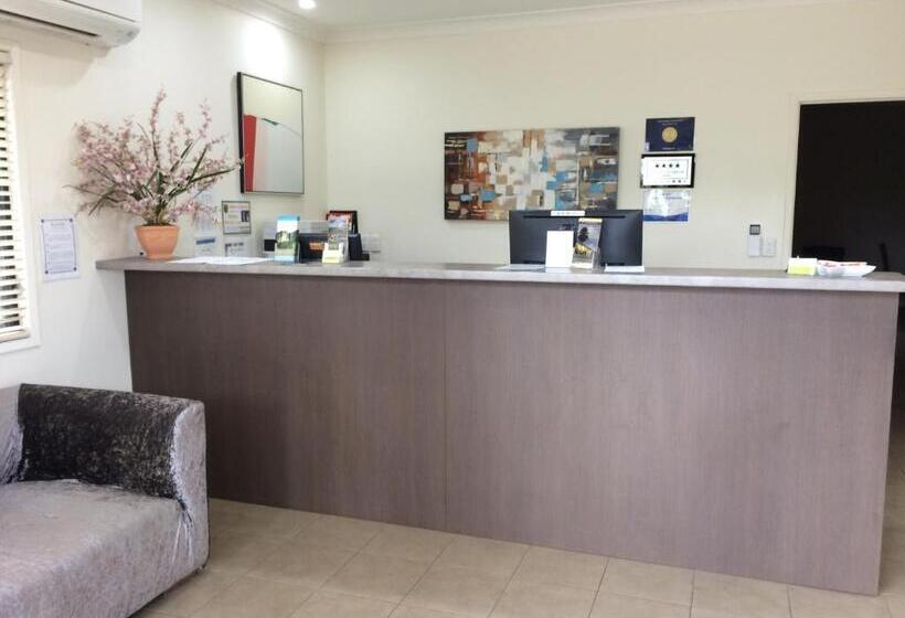 בית מלון כפרי Injune Motor Inn