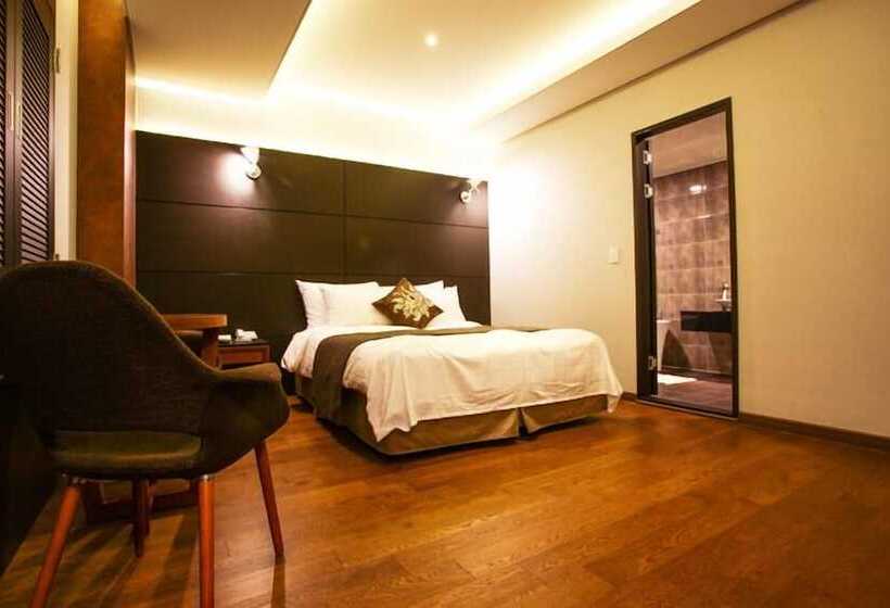 Отель Karak Tourist