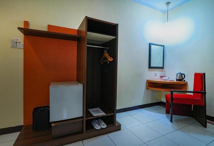 酒店 Marlin Pekalongan