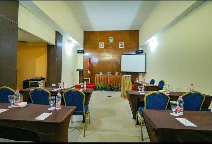 酒店 Marlin Pekalongan