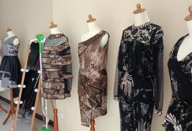 酒店 Marlin Pekalongan