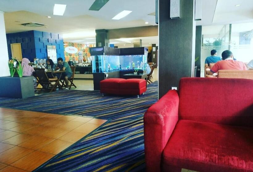 酒店 Marlin Pekalongan