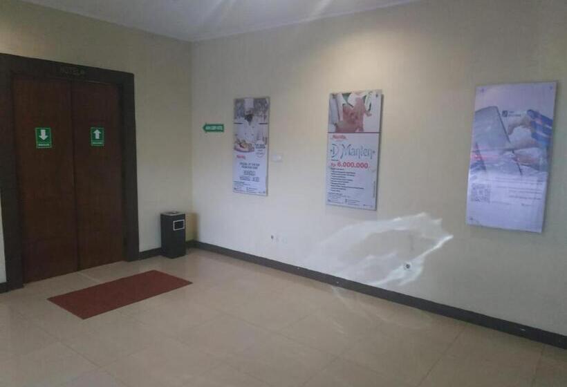 酒店 Marlin Pekalongan