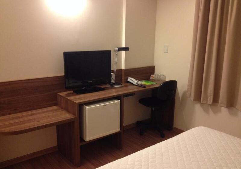 Mogano Business Hotel Eletroposto