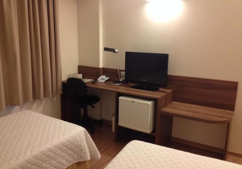 Mogano Business Hotel Eletroposto