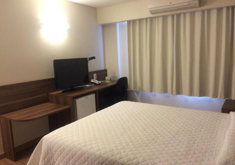 Mogano Business Hotel Eletroposto