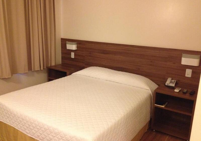 Mogano Business Hotel Eletroposto