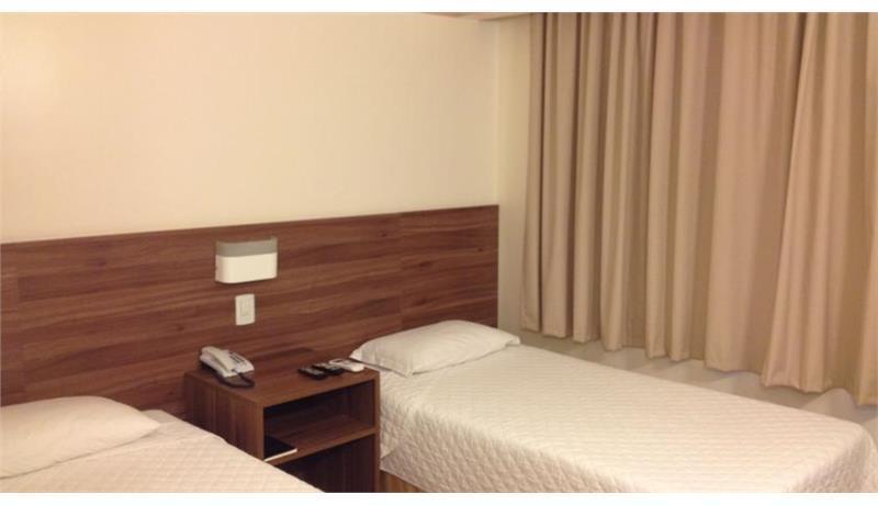 Mogano Business Hotel Eletroposto