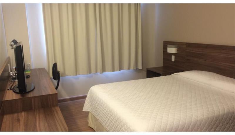 Mogano Business Hotel Eletroposto