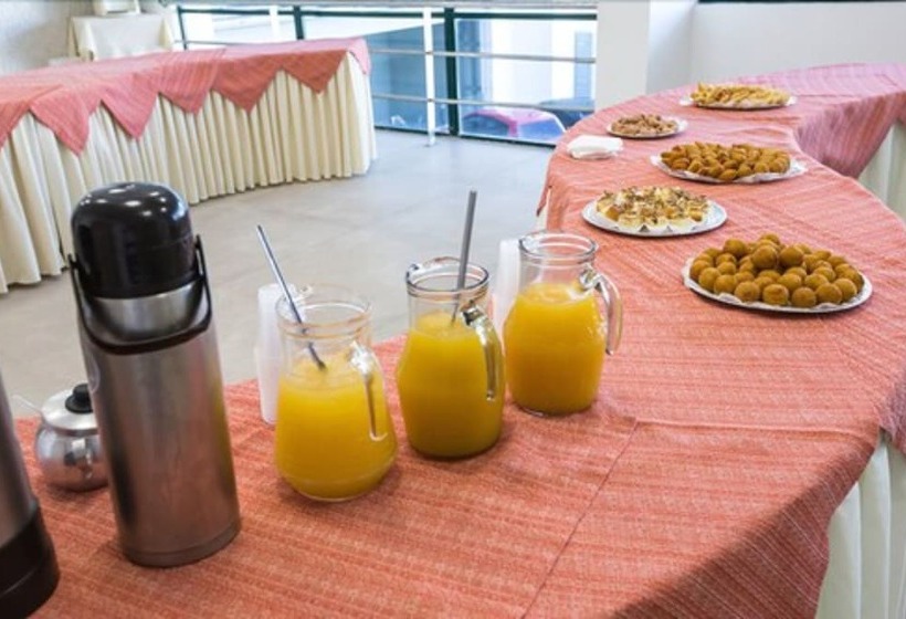 Mogano Business Hotel Eletroposto