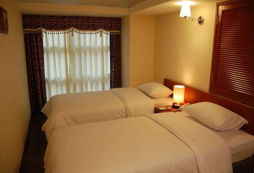 בית מלון כפרי New Korea