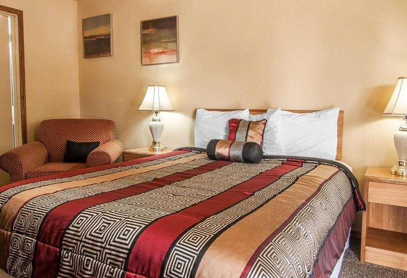 هتل Old Mill & Suites