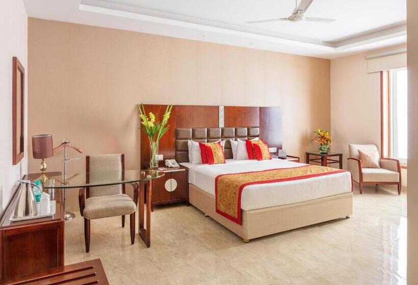 בית מלון כפרי Orchha Palace And Convention Centre