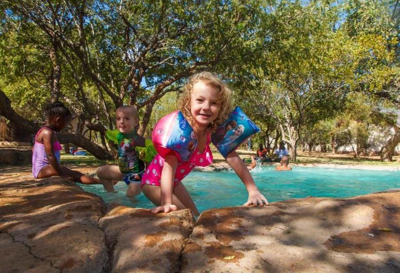 בית מלון כפרי Phalaborwa Safari Park, A Forever Resort