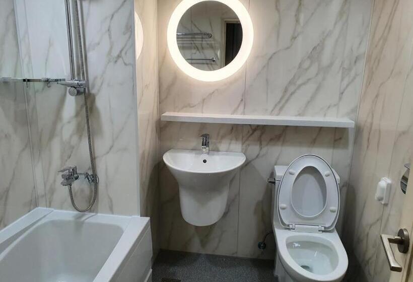 酒店 Prime Tourist