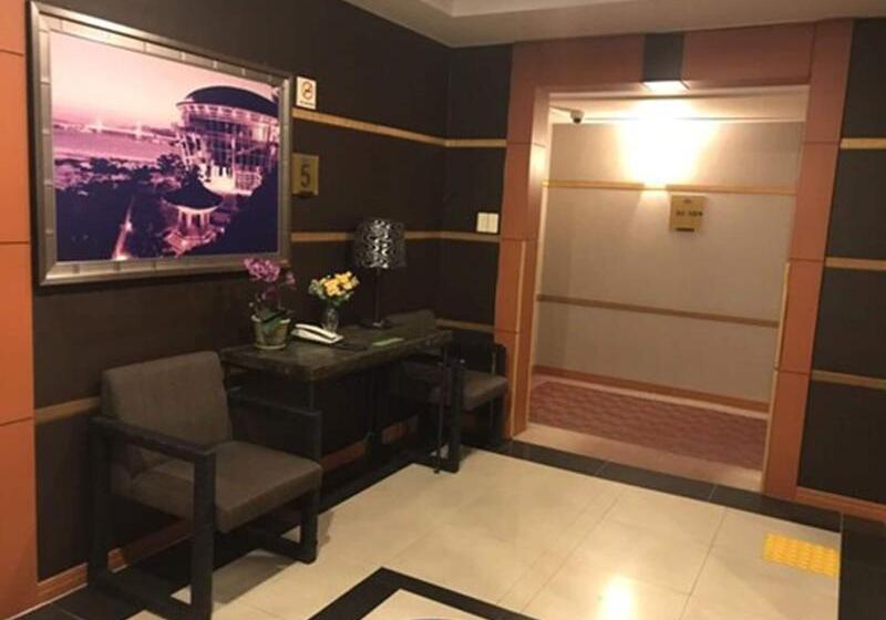 酒店 Prime Tourist