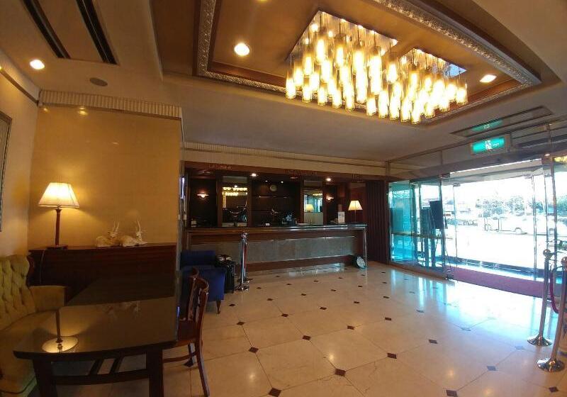 酒店 Prime Tourist