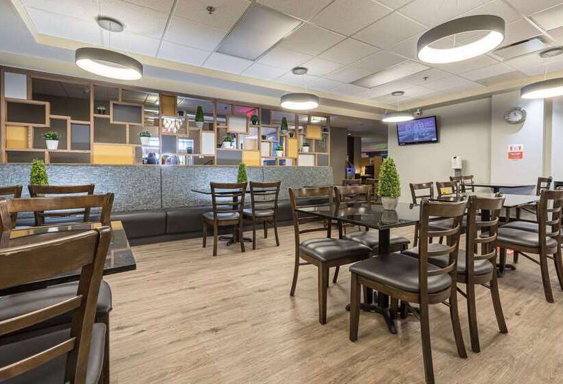 فندق Quality Inn & Suites Victoriaville