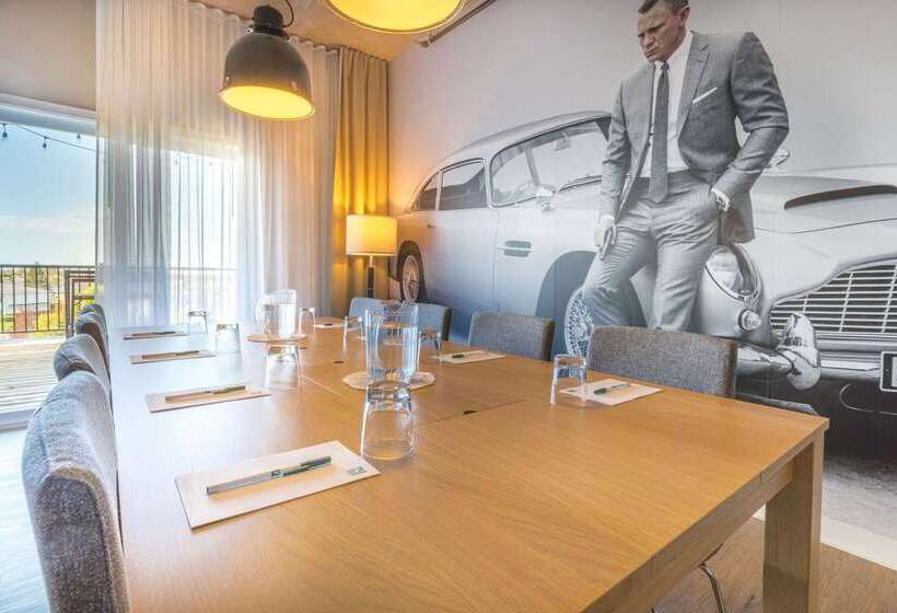 בית מלון כפרי Quality Inn & Suites Victoriaville