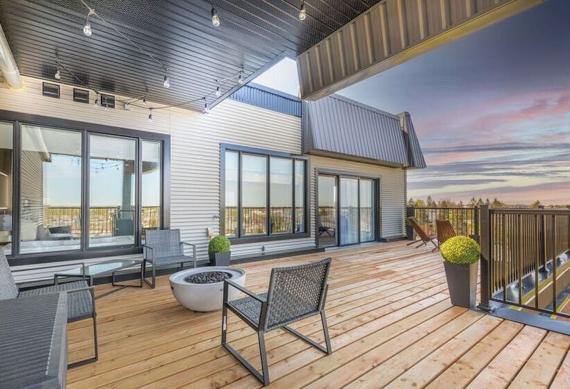 בית מלון כפרי Quality Inn & Suites Victoriaville