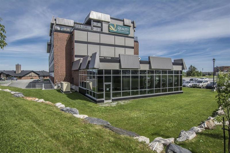 فندق Quality Inn & Suites Victoriaville