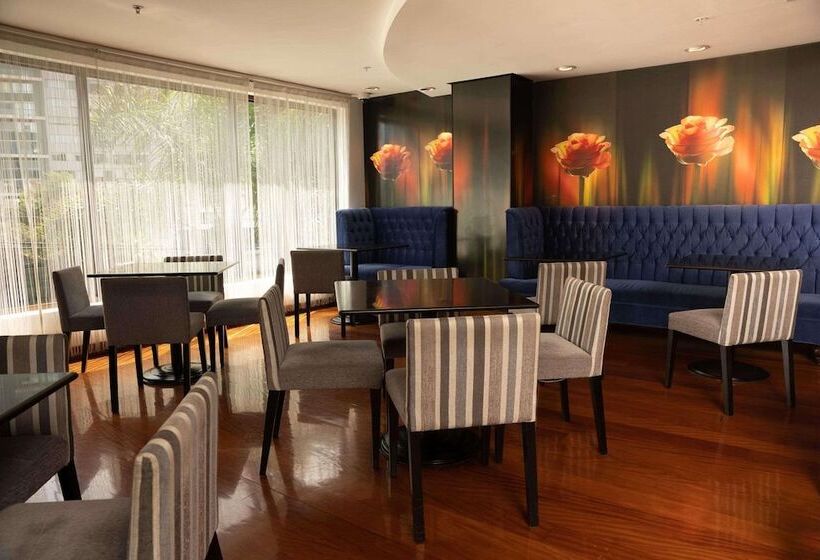 Radisson Hotel Decapolis Miraflores