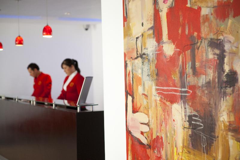 Radisson Hotel Decapolis Miraflores