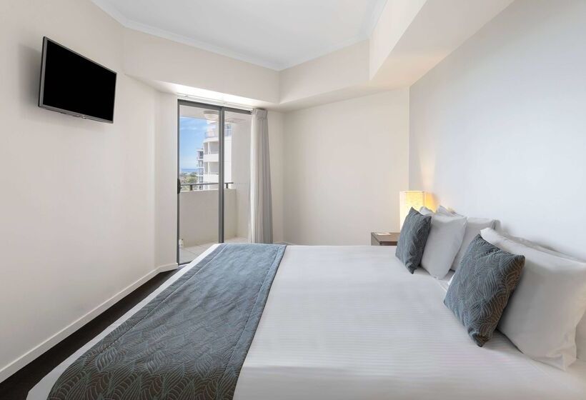 هتل Ramada By Wyndham Marcoola Beach