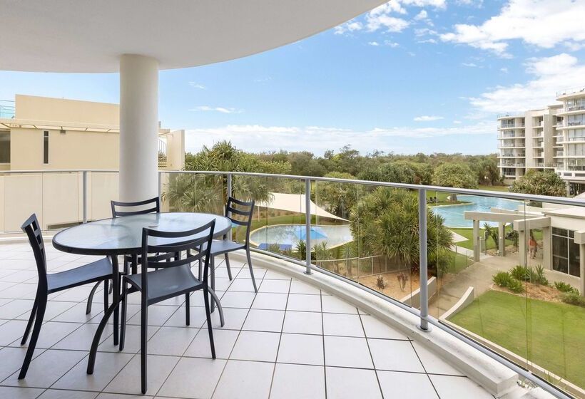 هتل Ramada By Wyndham Marcoola Beach