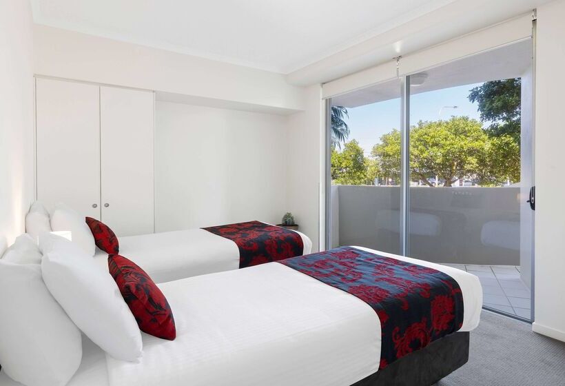 هتل Ramada By Wyndham Marcoola Beach