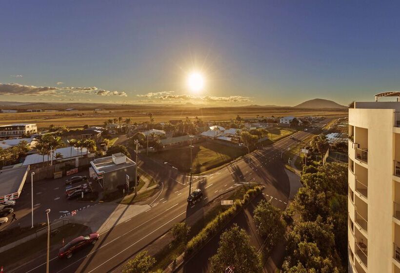 هتل Ramada By Wyndham Marcoola Beach