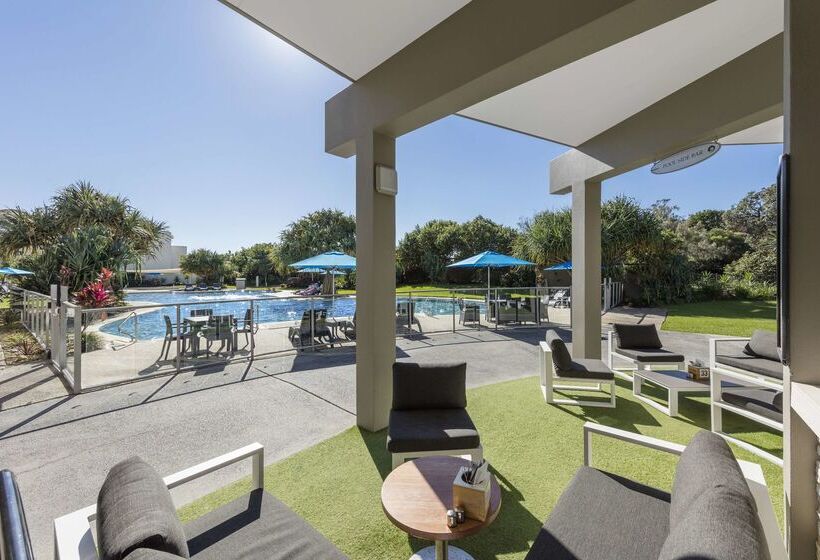 هتل Ramada By Wyndham Marcoola Beach