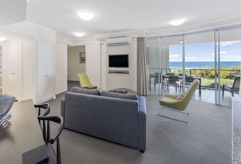 هتل Ramada By Wyndham Marcoola Beach