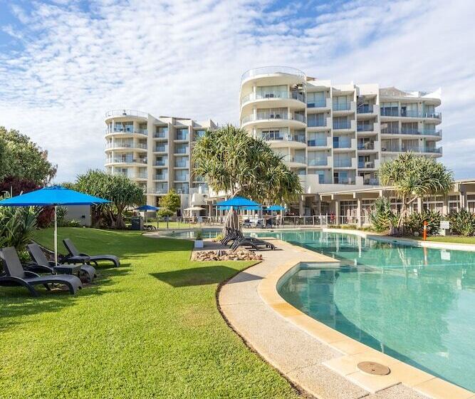 هتل Ramada By Wyndham Marcoola Beach