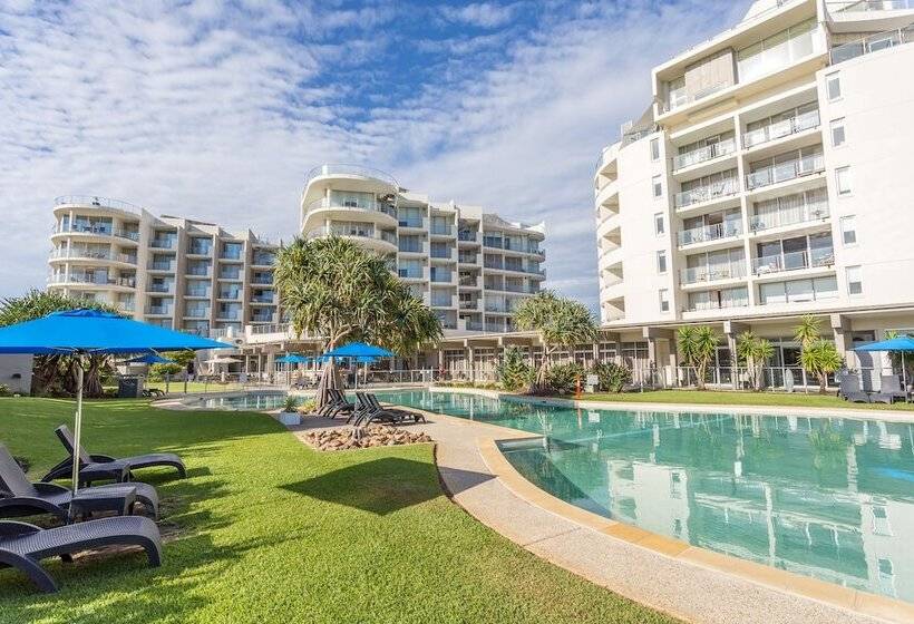 هتل Ramada By Wyndham Marcoola Beach