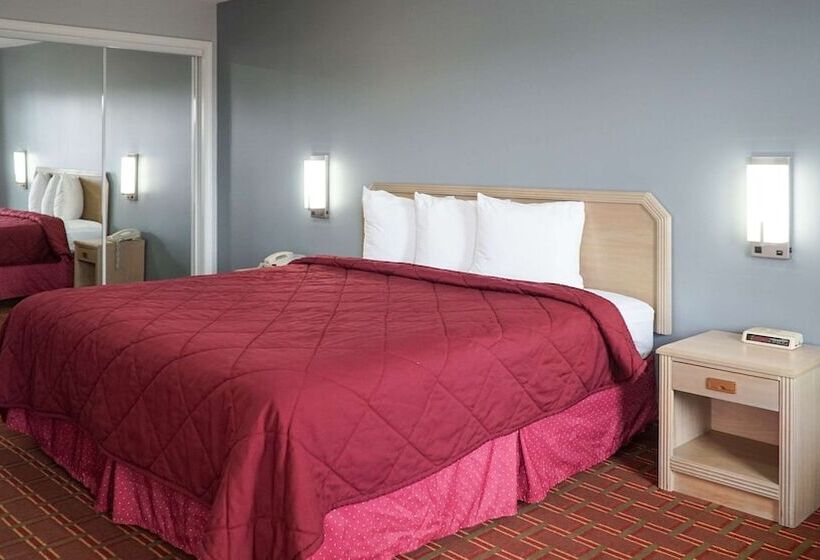 فندق Rodeway Inn