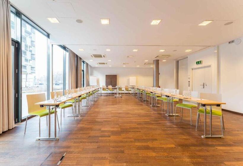 هتل Plaza Inn Graz