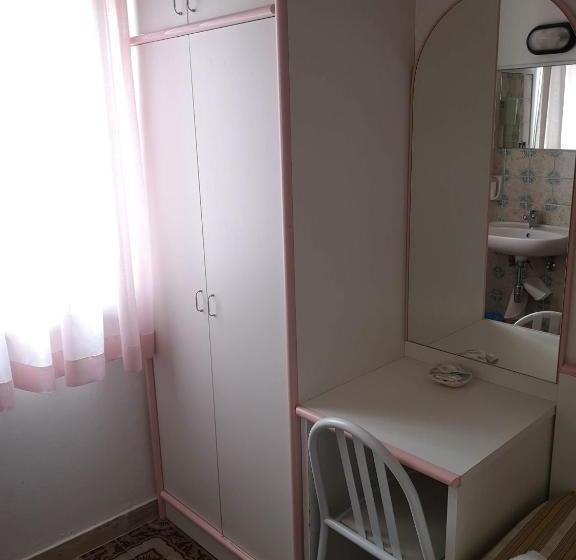 בית מלון כפרי Rosy