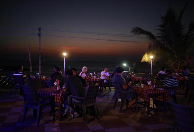 בית מלון כפרי Sea Face